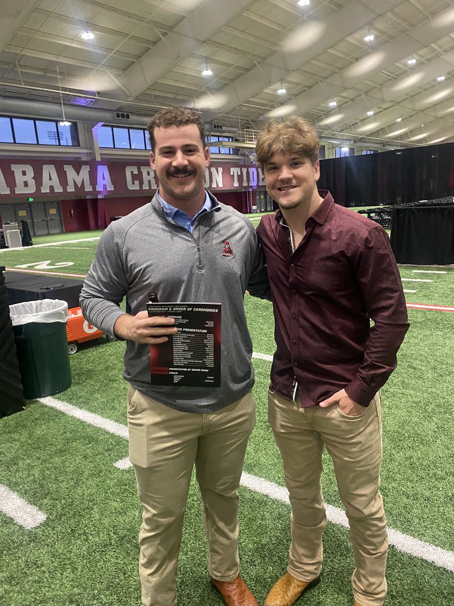 JennWarhurst's tweet photo. Enjoyed the @AlabamaFTBL banquet yesterday. Grateful for the brotherhood my Son is a part of. Proud of you @warhurst_conner   Win or lose, Roll Tide forever ❤️🐘❤️🏈❤️ https://t.co/AEoadbPWnW
