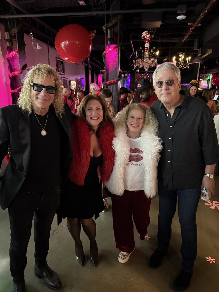 inpamskitchen's tweet image. And a few more from Saturday night @jbjnash
#musiccity #jbjsnashville #JBJs #nashville #nashvilletn #broadwaynashville #bonjovi #jonbonjovi #jbjsnash