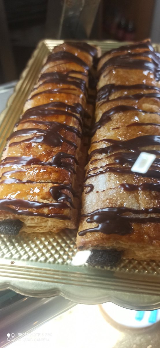 pandelrosal's tweet photo. Disfruta de esta deliciosa bollería 😋😋😋recién hecha , con chocolate casero 

#almeria
#bolleria, #chocolate https://t.co/12yNwyGASD