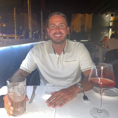 DanielLappage's tweet photo. #NewProfilePic https://t.co/joOj2yZeAE