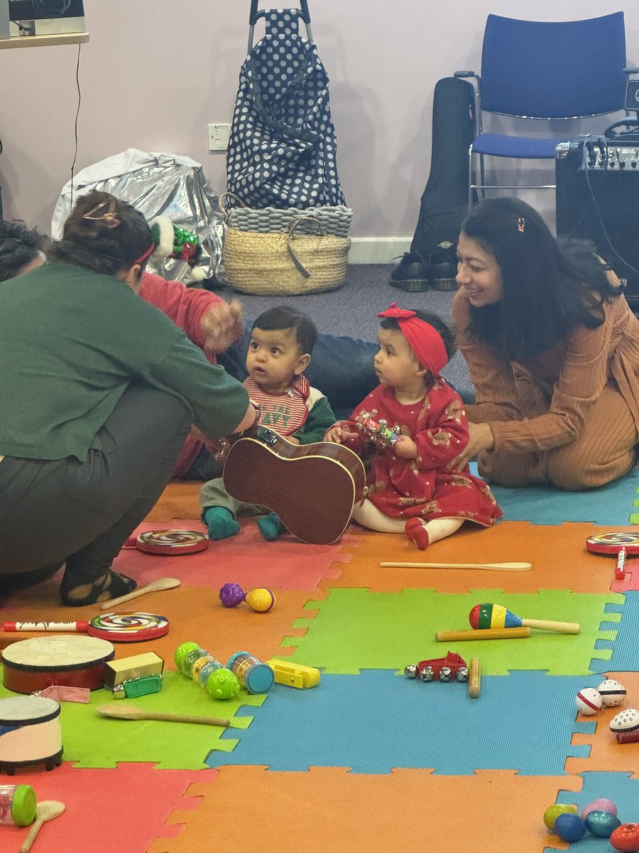 What a wonderful afternoon at our first Christmas party 🎄
It was lovely to see so many of our C-GULL babies with their mums and dads, as well as members of our study team and staff.