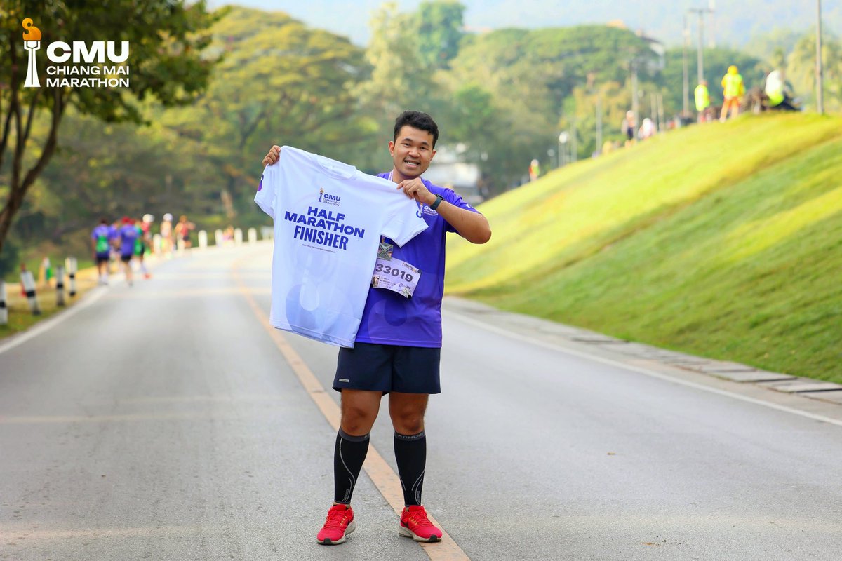 nuengisme's tweet photo. Cmu marathon 2024 end of the season 💜🤍 #cmumarathon2024 #cmumarathon #halfmarathon #running #garmin https://t.co/eJT4u8Qm5a