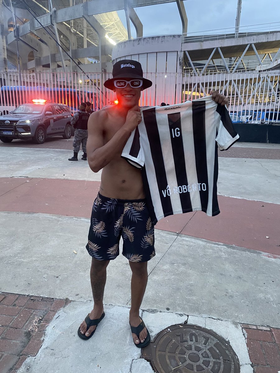 MLK_Igor01's tweet photo. Fui viver o momento e vivi ⚫️⚪️⚫️⚪️🔥 https://t.co/dOjo0GlXrk