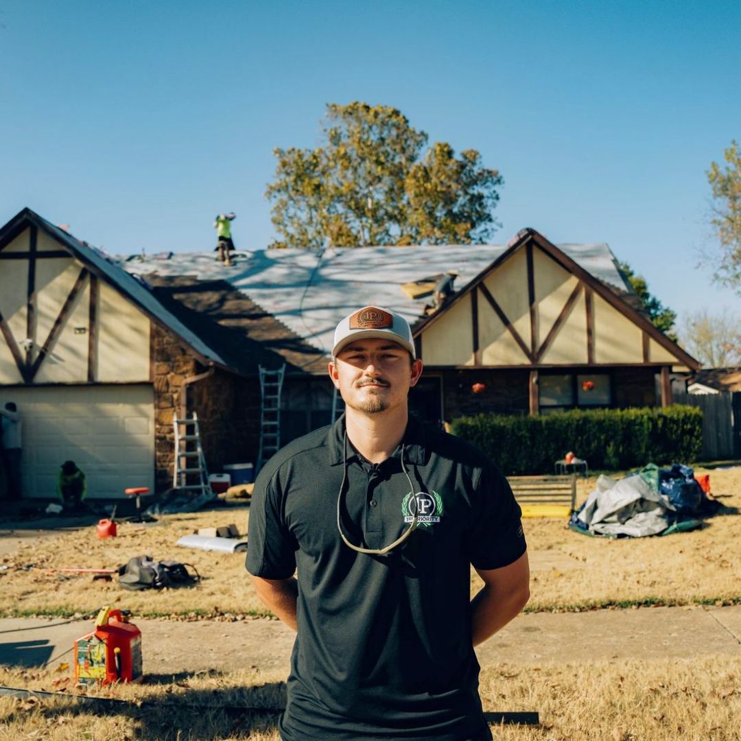 1PriorityRoof's tweet photo. Need a trusted team for your roofing needs? Look no further! At 1st Priority Roofing, we offer customized on-site evaluation and recommendations. 

#1stpriorityroofing #1stpriority #roofingrepairs #roof #roofreplacement #commercialroofing #trustedroofer #roofmaintenance https://t.co/UMK8lMfF6L
