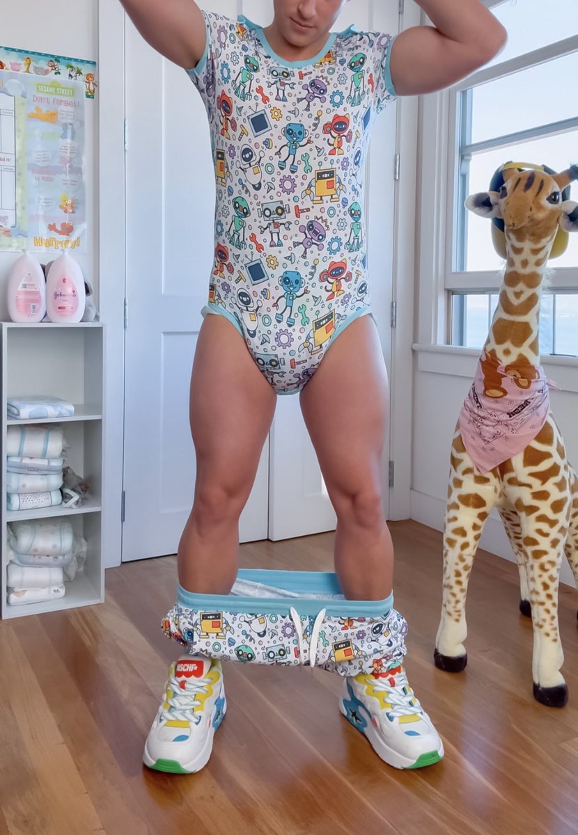 PupSoaker's tweet photo. That new baby drip 💧 https://t.co/Zfr3TTGXup