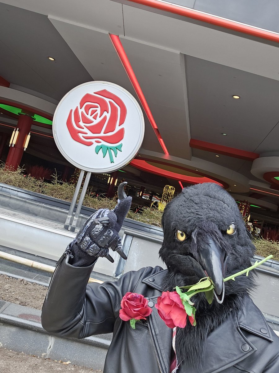 Razar_theRaven's tweet photo. #MFF2024 was an amazing experience! I'll be sure to post more pics! 
#MFF https://t.co/nGT32jXtff