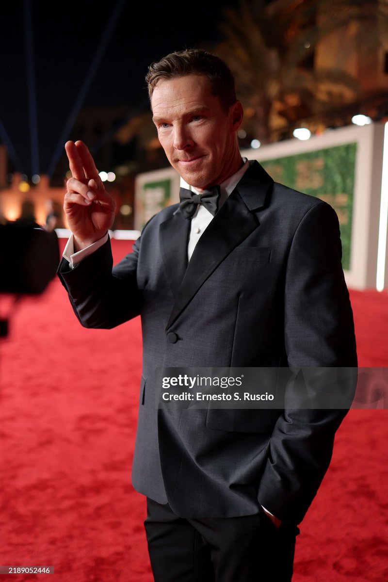 HEISSOHOTWHATTHEHELL 
#benedictcumberbatch