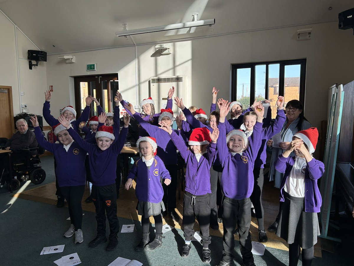 WW_Buckley's tweet photo. A big well done to our Christmas Choir who went to sing at Our Lady of the Rosary church to the Chatterboxes charity today. Lots of Christmas spirit and fun shared with everyone. Da iawn pawb! 🎤🎅🏼🎵 https://t.co/JPqa3fCki1
