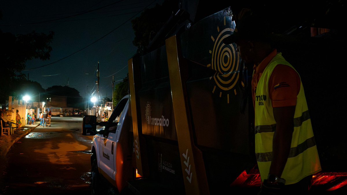 FrancoRLuis's tweet photo. Hoy, se cumplen 69 días de la detención ilegal del #AlcaldeDeMaracaibo .@RafaelRamirezC, con él están detenidos 4 miembros de su equipo de gestión (#DianaBerrios, #MargaritaAssenza, #DavidBarros y #PedroGuanipa) exigimos la LIBERTAD DE TODOS los #PresosPolíticos #VenezuelaLibre https://t.co/LepzOVVhhg