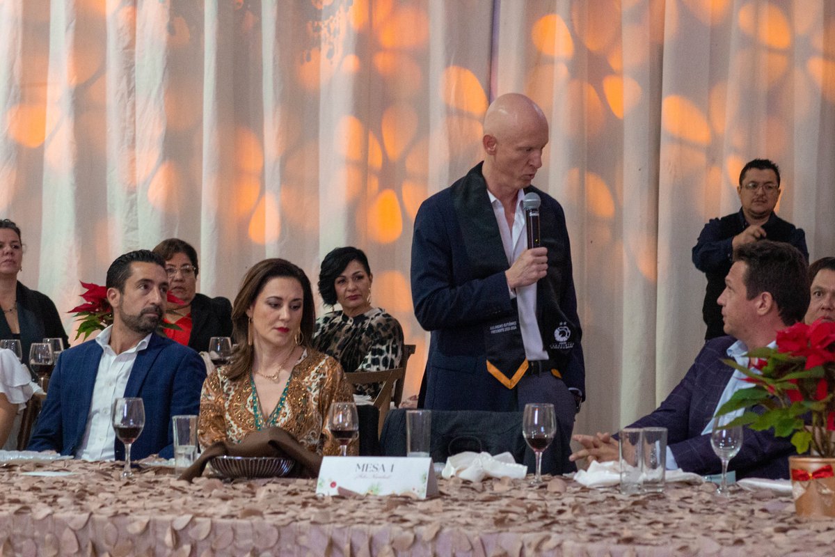 CANACINTRA_Trc's tweet photo. ¡Celebración de un año de logros compartidos!🎄✨

Nuestra Reunión Navideña de Socios Canacintra Torreón fue el espacio para agradecer y reconocer los avances que logramos juntos este año en la industria. https://t.co/dMuGMtnAuQ
