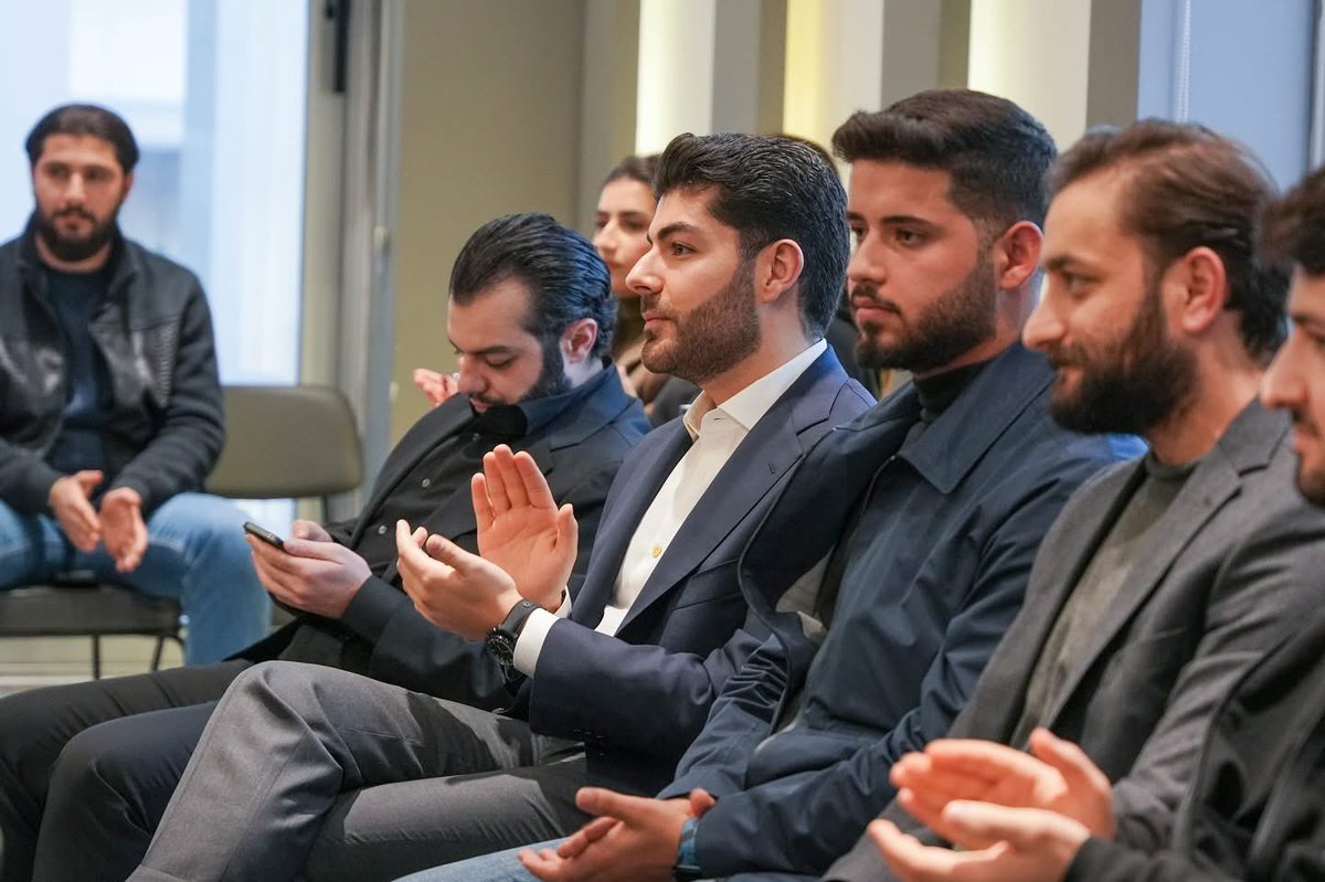 Barzi Abdulkader (@barziabdulkader) on Twitter photo The quality of education and the skills of students at UKH are among the best. It’s inspiring to see young students confidently express their ideas and engage in thought-provoking debates with one another.
<a href="/UKH_official/">University of Kurdistan Hewlêr</a> The quality of education and the skills of students at UKH are among the best. It’s inspiring to see young students confidently express their ideas and engage in thought-provoking debates with one another.
<a href="/UKH_official/">University of Kurdistan Hewlêr</a>