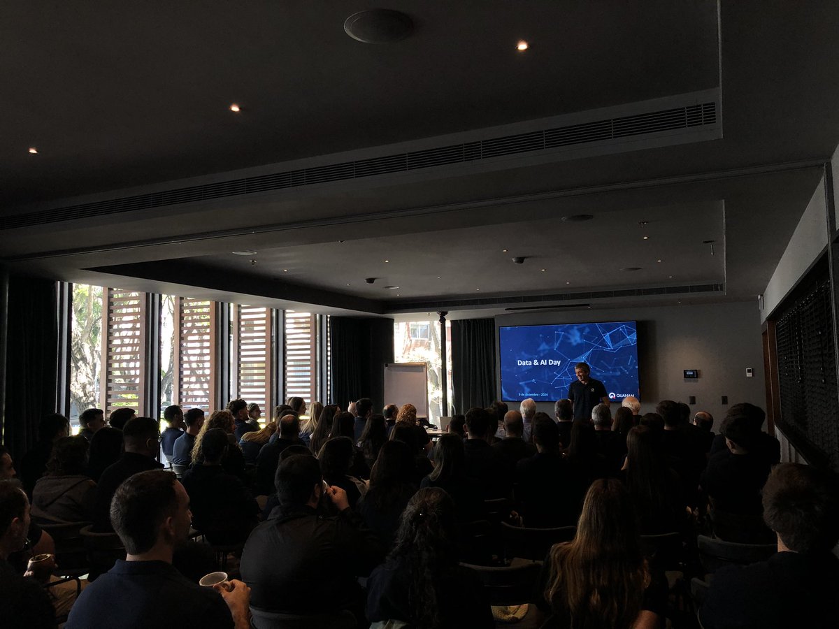 QuanamCorp's tweet photo. Comenzó el Data&amp;AI Day en Quanam 🚀

Un encuentro anual donde repasamos los logros, aprendizajes y proyectos que marcaron el año. 

Es un espacio para reflexionar juntos próximos desafíos y proyectar nuestra visión para el 2025. 💪🏻👩🏻‍💻 https://t.co/GpsQGl5CI7