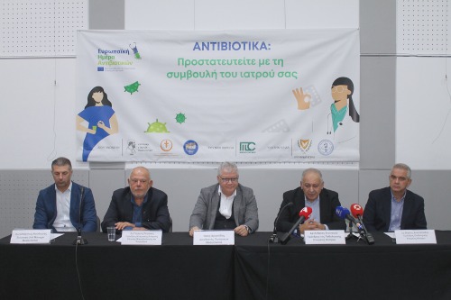 CymaCyprus's tweet image. •🎯 🩺⚕️ Στηρίζουμε και φέτος την  εκστρατεία ευαισθητοποίησης του κοινού για τη σωστή χρήση των #αντιβιοτικών και την αντιμετώπιση της μικροβιακής αντοχής. 
📆 6 - 13/12/4.
🏛Υπό την αιγίδα @MinHealthCY 
#medochemie @MAPaediatrician 
🔗facebook.com/share/p/1FXGAW…
