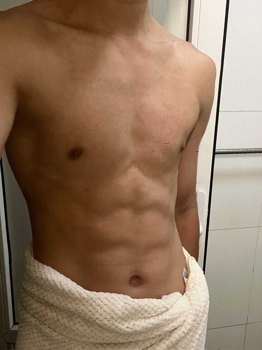 成都 体育生🌈 tweet media