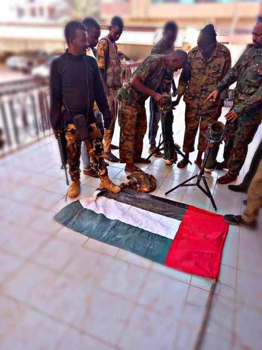eeegdvdv's tweet image. كونو الناس برا السودان عرفت الحقيقة يعتبر دا انتصار عظيم في المعركة الاعلامية 🇸🇩❤️