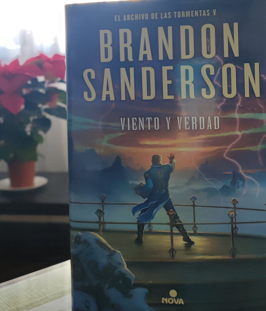 joaka_0's tweet photo. Empieza el viaje, gracias @BrandSanderson #VientoYVerdad https://t.co/96rueBTNfu