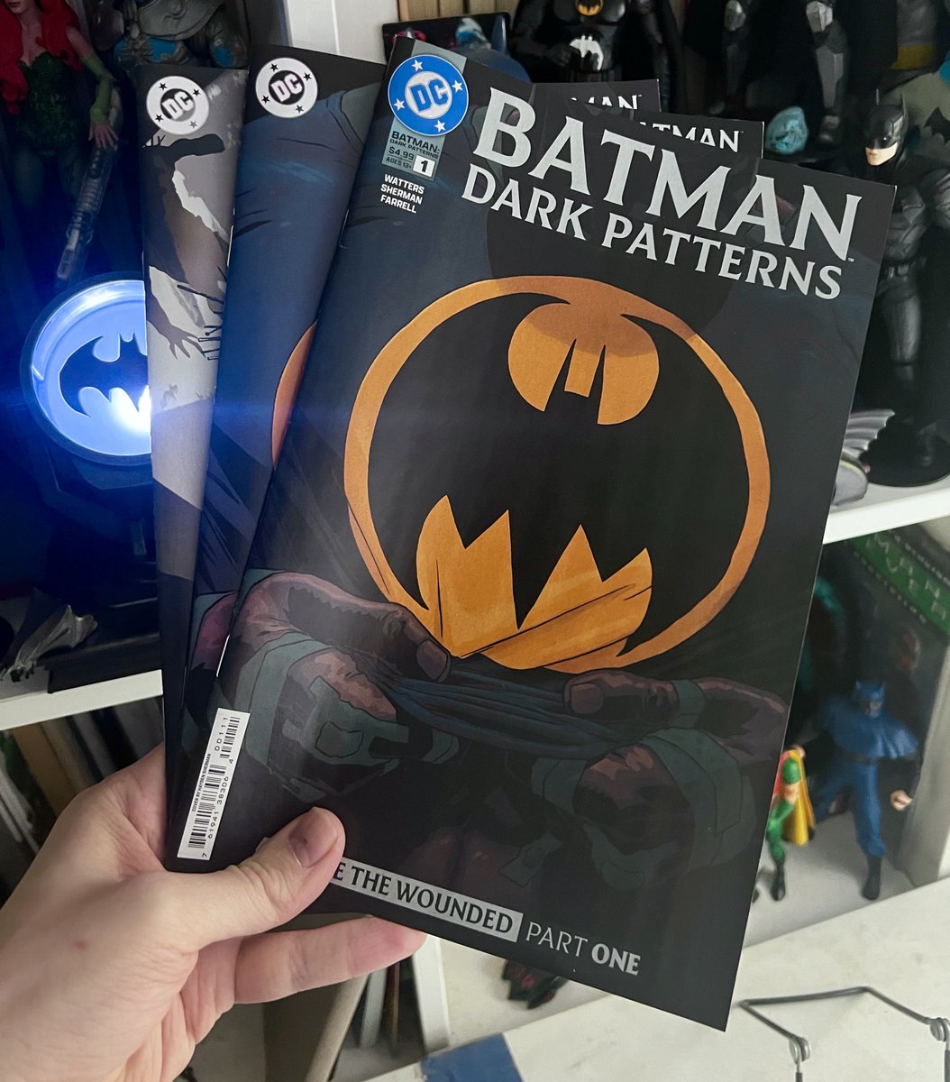 It's real!

BATMAN: DARK PATTERNS #1 is out this Wednesday 🦇