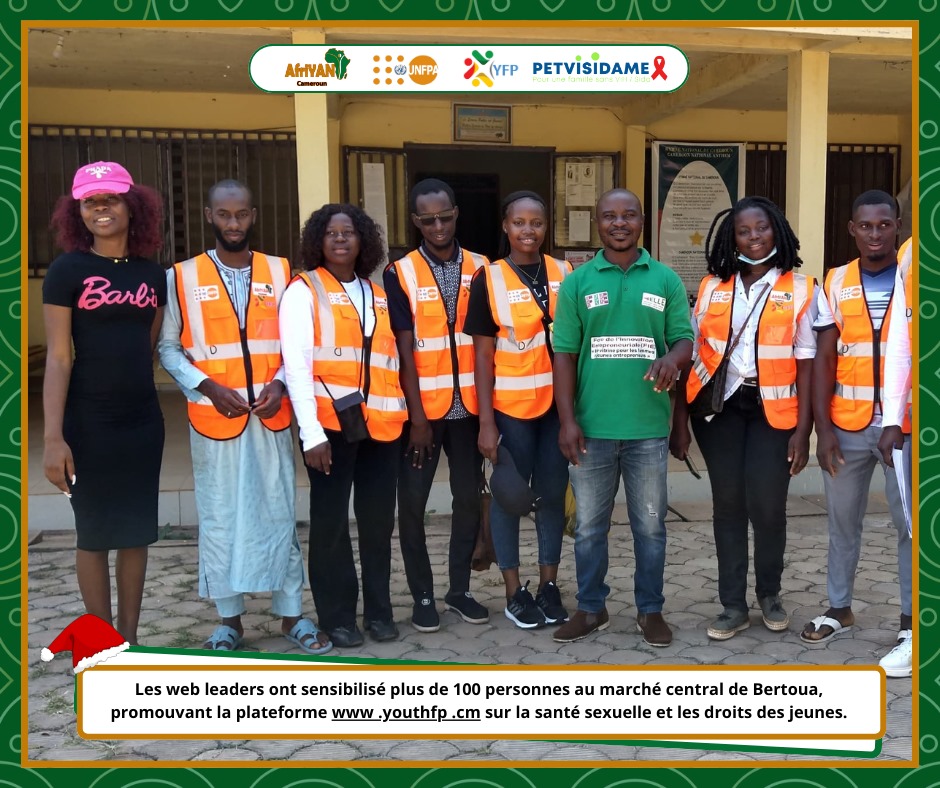 AfriYAN_Camer's tweet photo. 1/2 💫Lors de la #JIV2024,les Web Influenceurs de l'Est ont animé une séance d'information au marché central de #Bertoua.Leur objectif ? Faire connaître la plateforme https://t.co/O8xhbrav5t à un maximum de jeunes.
#PETVISIDAME
#YouthFP
#PutYoungPeopleFirst
#WebInfluenceursEst https://t.co/oneHY9sOtD