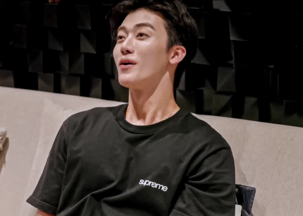 thereisjaemin's tweet photo. คนๆนึงหล่อขนาดนี้เลย สะใจว่ะ https://t.co/opfxSf5prU
