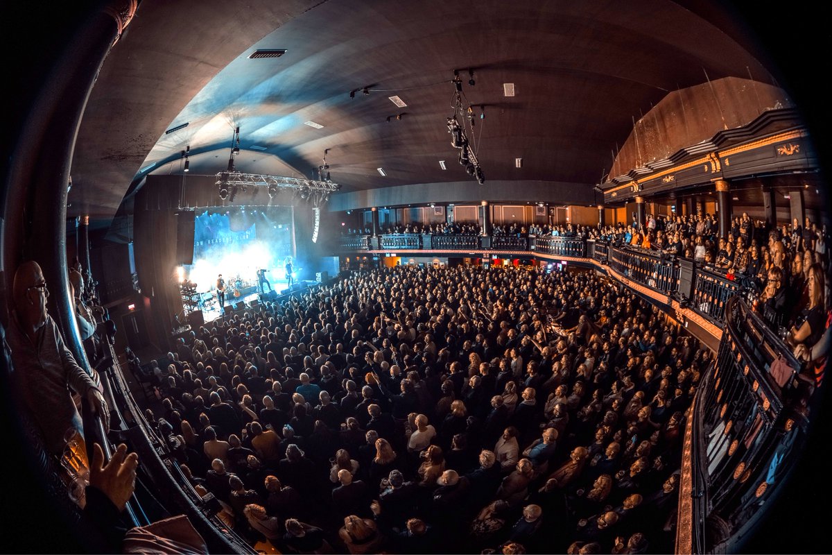 The Slow Readers Club tweet media