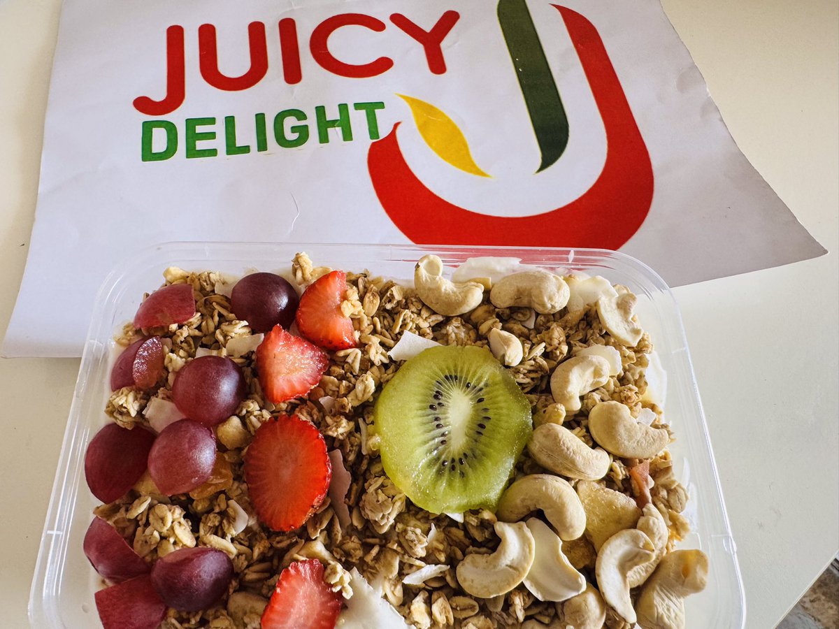 juicydelight_'s tweet photo. Hello my Akure people sweeten up your day with JD yummy chilled parfait available for delivery and pick 
Price range 3k-7k
Location oke aro 
Contacts 08136063129
@_akurehowfar https://t.co/BTh88XetpD