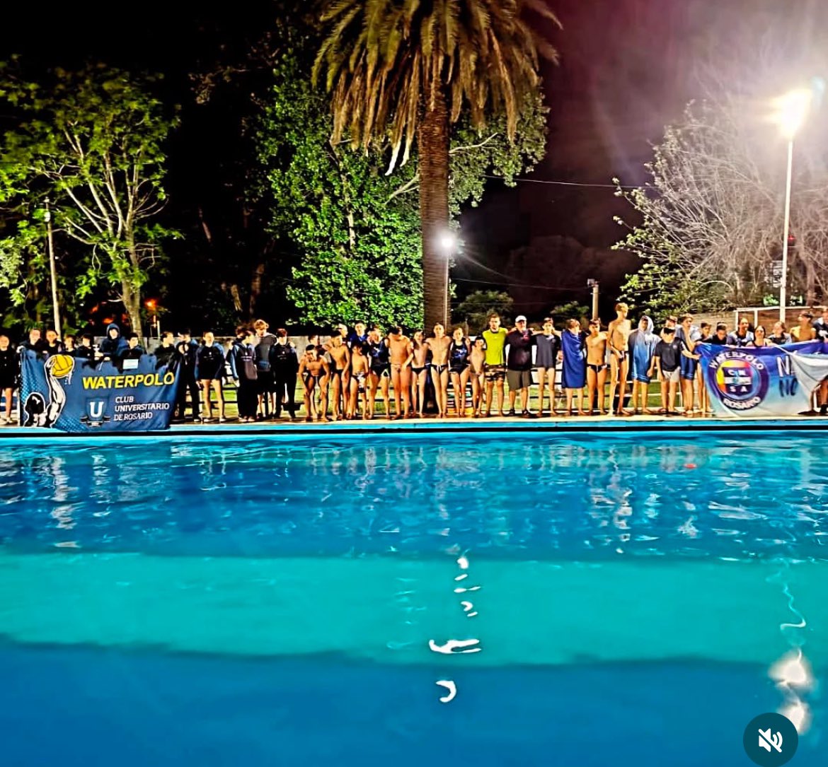Que un lugar se transforme es lo más difícil. Y eso pasa cuando la gente se involucra. El club Sparta, en Parque Casas, estaba tomado por los narcos. Con un laburo increíble con el waterpolo lograron cambiar la realidad. Donde estaban los narcos hoy hay pibes felices