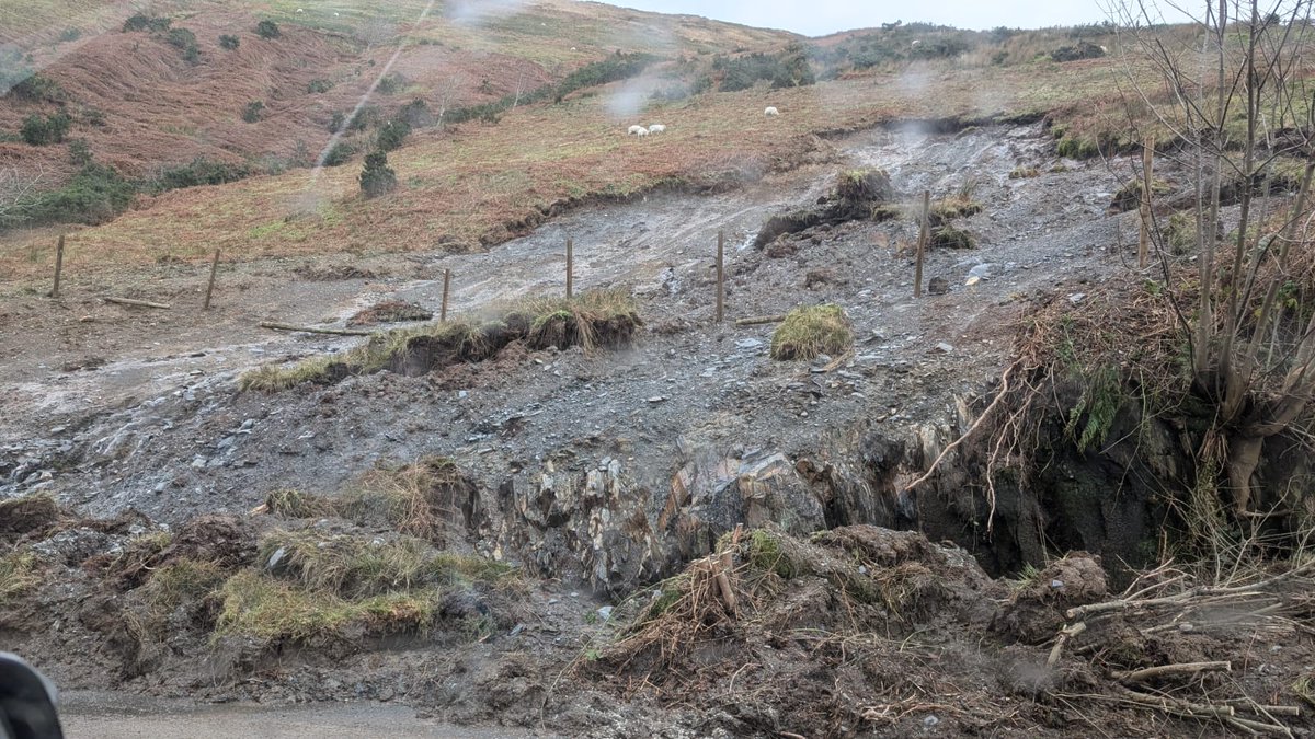 Traffic Wales North & Mid tweet media