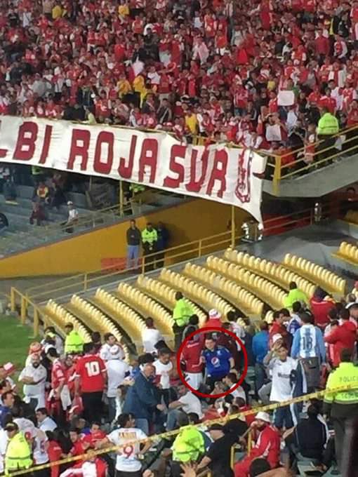 No es un buen día para que el hincha de Millonarios hable de Santa Fe.

Hace 9 años exactos, mientras los azules le hacían fuerza a Huracán, el león levantó el título más importante en TODA la historia del fútbol bogotano.

9 de diciembre de 2015.