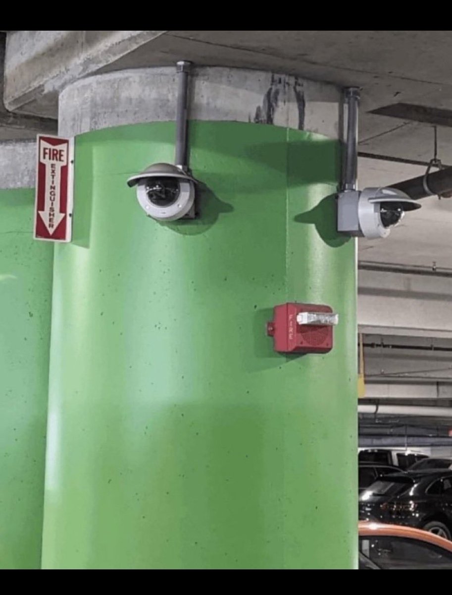 kylembellamy's tweet image. Carson Beck spotted leaving the parking garage in ATL. Bro is locked in for the playoffs. #GoDawgs #SECChampionship