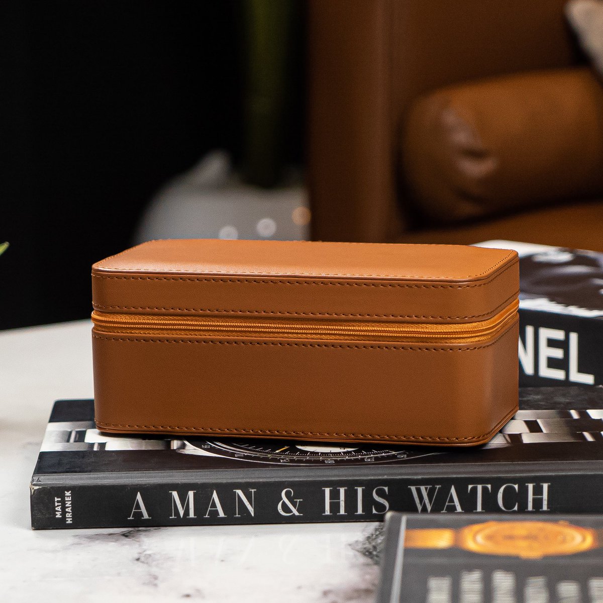luxurywatchroll's tweet image. Meet the LWR 3-Slot watch box, the ideal solution for watch enthusiasts. Designed to be sleek yet protective, this box carries three watches securely in a compact, storage friendly form. #watchstorage #lwr #organization