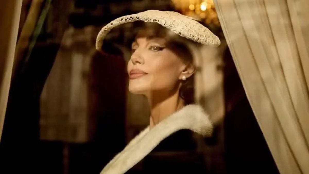 oxentepipoca's tweet photo. As indicadas em Melhor Atriz em Filme de Drama no Globo de Ouro 2025 foram…

 • Angelina Jolie (Maria)
 • Nicole Kidman (Babygirl)
 • Fernanda Torres (Ainda Estou Aqui 🇧🇷)
 • Kate Winslet (Lee)
 • Pamela Anderson (The Last Showgirl)
 • Tilda Swinton (The Room Next Door) https://t.co/JRrp6LtO6H