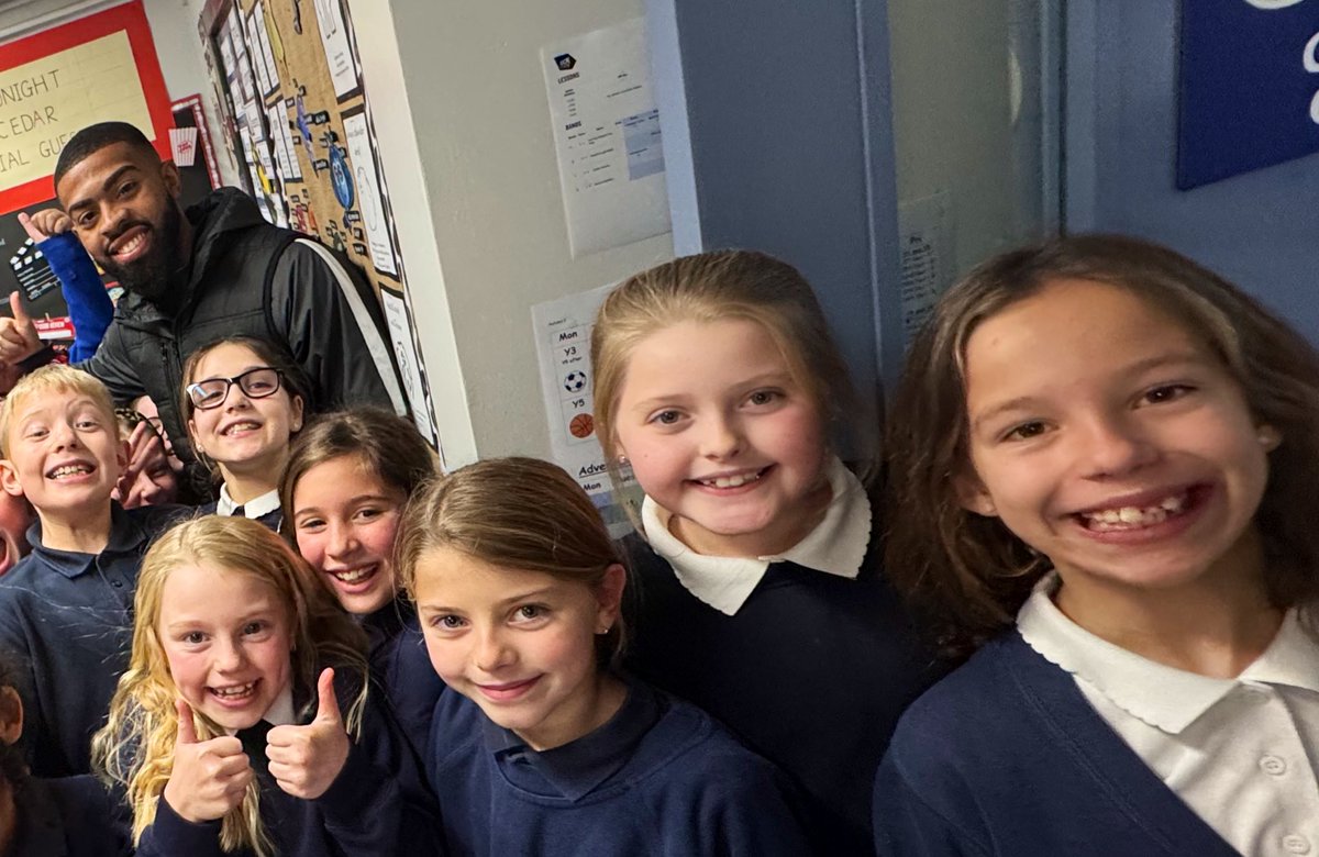 Mosborough Primary (@mosboroughpri) on Twitter photo Itβs like a #TeamMosborough advent calendarβ¦
Appearing from behind the door today was none other than <a href="/_KeenanFerguson/">Keenan Ferguson</a>
A lovely surprise for a Monday!
πππππ Itβs like a #TeamMosborough advent calendarβ¦
Appearing from behind the door today was none other than <a href="/_KeenanFerguson/">Keenan Ferguson</a>
A lovely surprise for a Monday!
πππππ