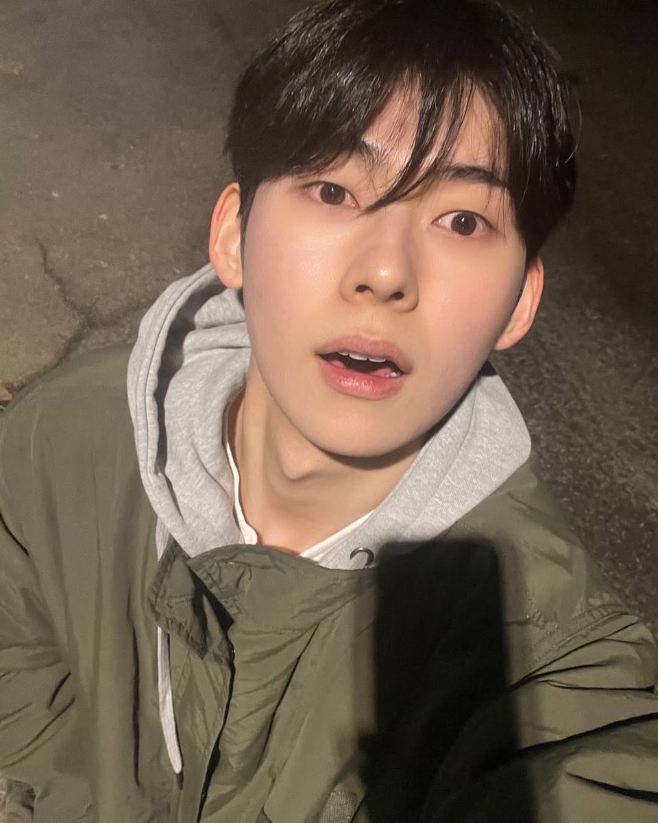 imuo50i's tweet photo. #임준서 
넘 추우니까 감기 조심하세요..⁺ ｡ ᜊ(੭ ɞ̴̶̷ ܁̫ ɞ̴̶̷ )੭♡ https://t.co/fKrWXMFeWV