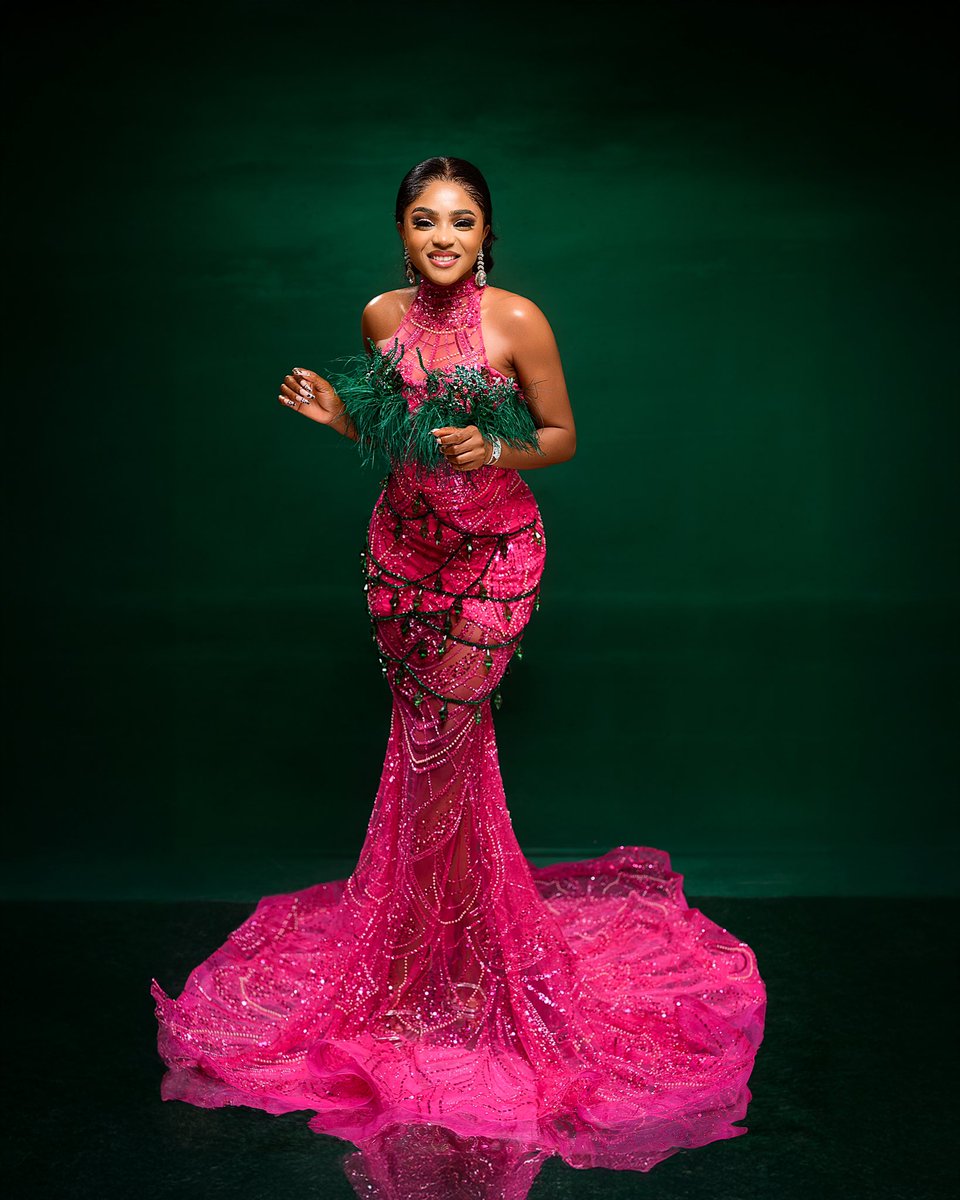kassia_kx's tweet photo. How i showed up JUST BECAUSE I LOVE JENIFA

#everybodylovesjenifa 

Outfit @rikaotobyme 
Mua @slaywithjbrian 
 🎥 @vjjosephoto https://t.co/Re7gQESDPG