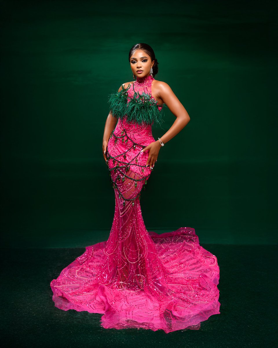 kassia_kx's tweet photo. How i showed up JUST BECAUSE I LOVE JENIFA

#everybodylovesjenifa 

Outfit @rikaotobyme 
Mua @slaywithjbrian 
 🎥 @vjjosephoto https://t.co/Re7gQESDPG