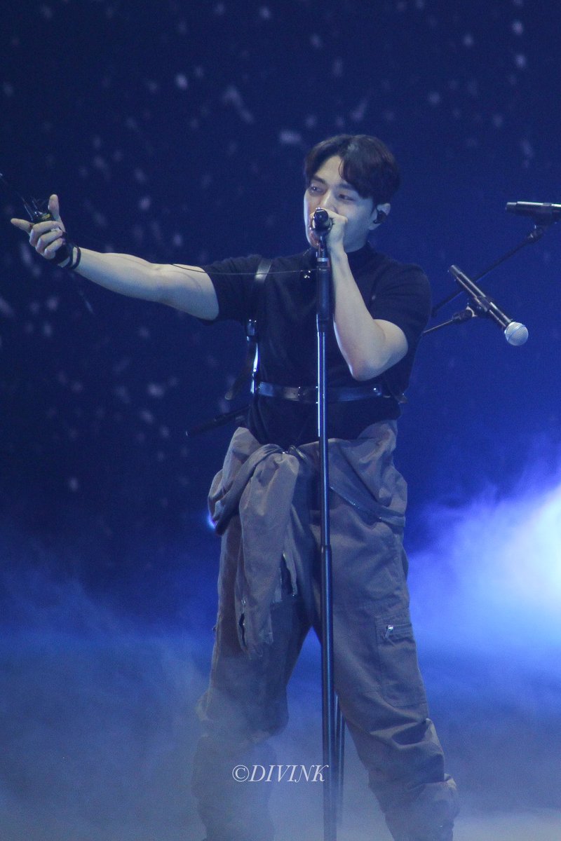 DIVINK77's tweet photo. 20241207 INFINITE limited edition 

Myungsoo solo

#인피니트 #INFINITE
#15TH_ANNIVERSARY_CONCERT
#LIMITED_EDITION
#myungsoo #L https://t.co/QHCmuCbwdi