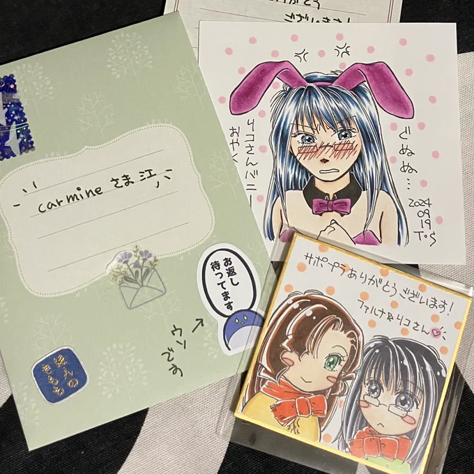 実は購入時点で誰の注文かトウヤさんにバレバレだったので(笑)以前描いてくださった理子バニーさんの原画もいただきました!🥰
ワタシがとうの昔に挫けて投げ捨てた髪の毛のツヤ表現がとても丁寧で本当に素敵です😭✨✨✨✨
ファルナさんマフラー絵もめちゃかわいいの!ありがとうございます❤️❤️ 
