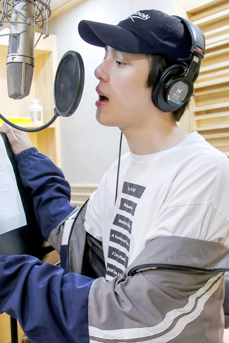 seraphix0x's tweet image. 네이버 포스트 #민혁 ZIP