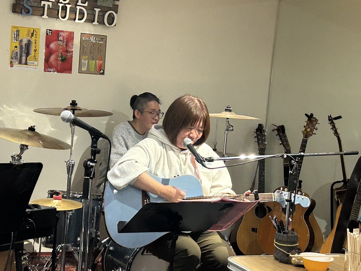 soramama0310's tweet image. 土曜日から3日連続でオープンマイク(笑)
練習出来てないのに良いのか私…🤔💭

#YOKOTABASESTUDIO
#カロリーオーバーMUSIC 
#相模大野アコパ
#カバたちよ唱え 
#お好み焼きまるう 
#ANYONE