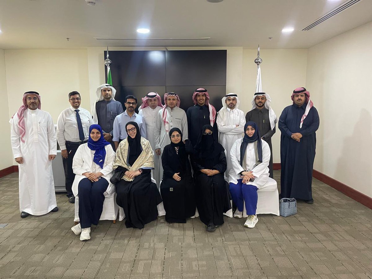 sas___ksa's tweet photo. الحمدالله تم الانتهاء اليوم من الاختبار النهائي الإكلينيكي  و الشفوي المنظم للبورد السعودي لطب التخدير  في مراكز الهيئة بالرياض وجدة والخبر ….

مسؤوليه عظيمه نتشارك فيها وسعيدين بكوننا جزء يدعم نجاحها ..
 نفع الله بكم وبالخريجين البلاد والعباد https://t.co/wEyE9joF2w
