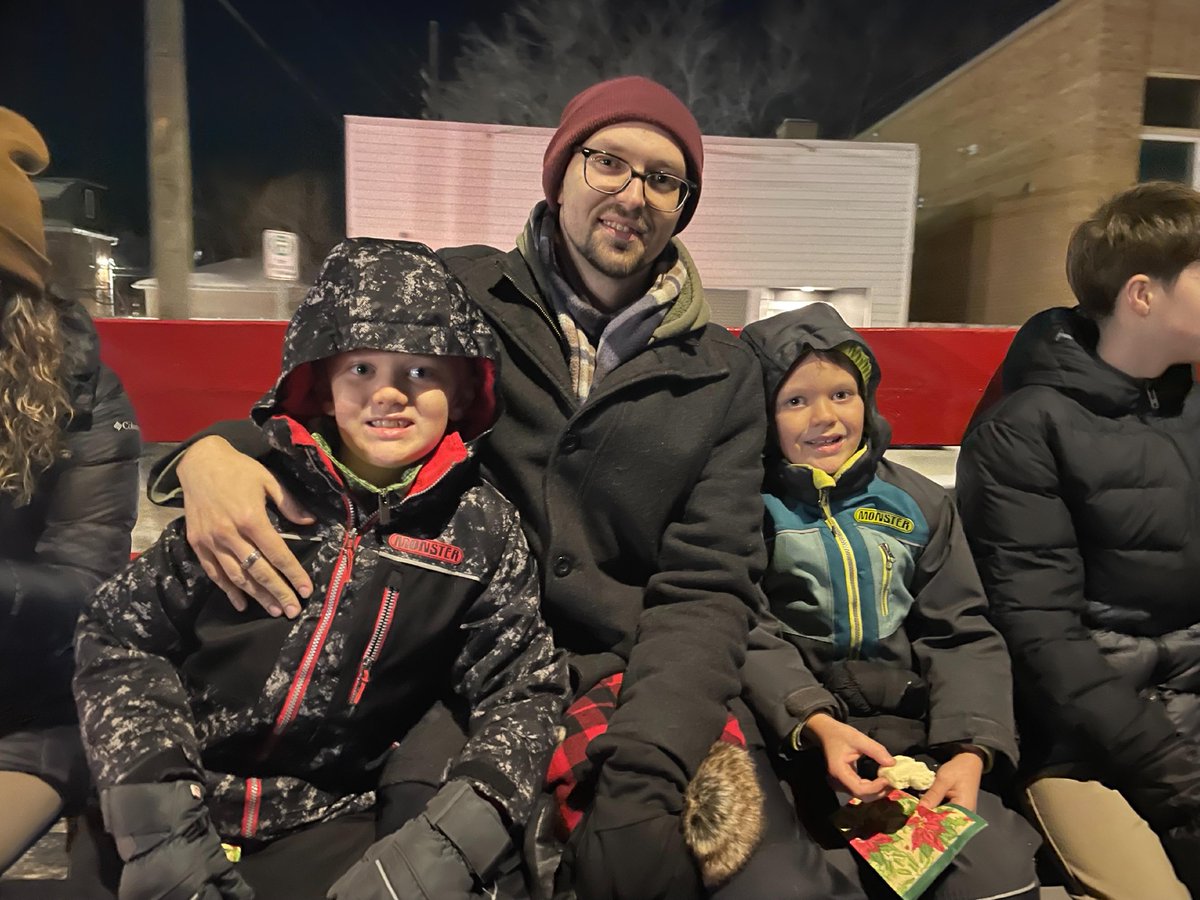 CHGroupRegina's tweet photo. The team had a heart-warming kick-off to the holiday season at this year’s Light Up the Village event. It’s exciting to see the Campbell &amp; Haliburton Insurance office buzzing with activity, with free sleigh rides, hot chocolate and treats always a hit!

https://t.co/MlTsKly8VA... https://t.co/Q7PPE9QtLD