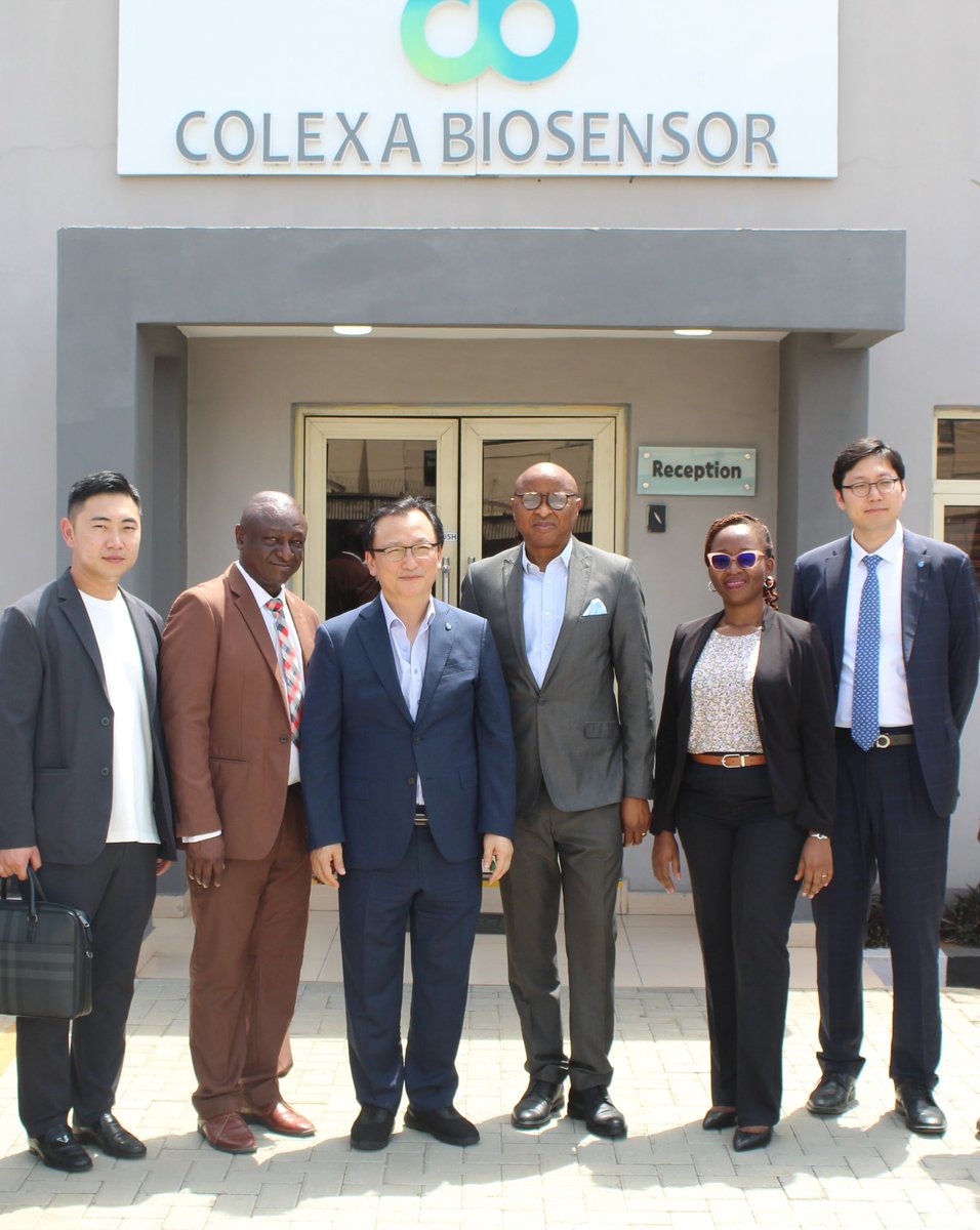 Codix_Pharma's tweet photo. Milestone alert! Codix Group's subsidiary, Colexa Biosensor, becomes 1st African site to receive @WHO approval for packaging HIV RDTs!
#MadeInNigeriaForAfrica #HealthcareInnovation #CodixGroup https://t.co/JyRWUDOzih