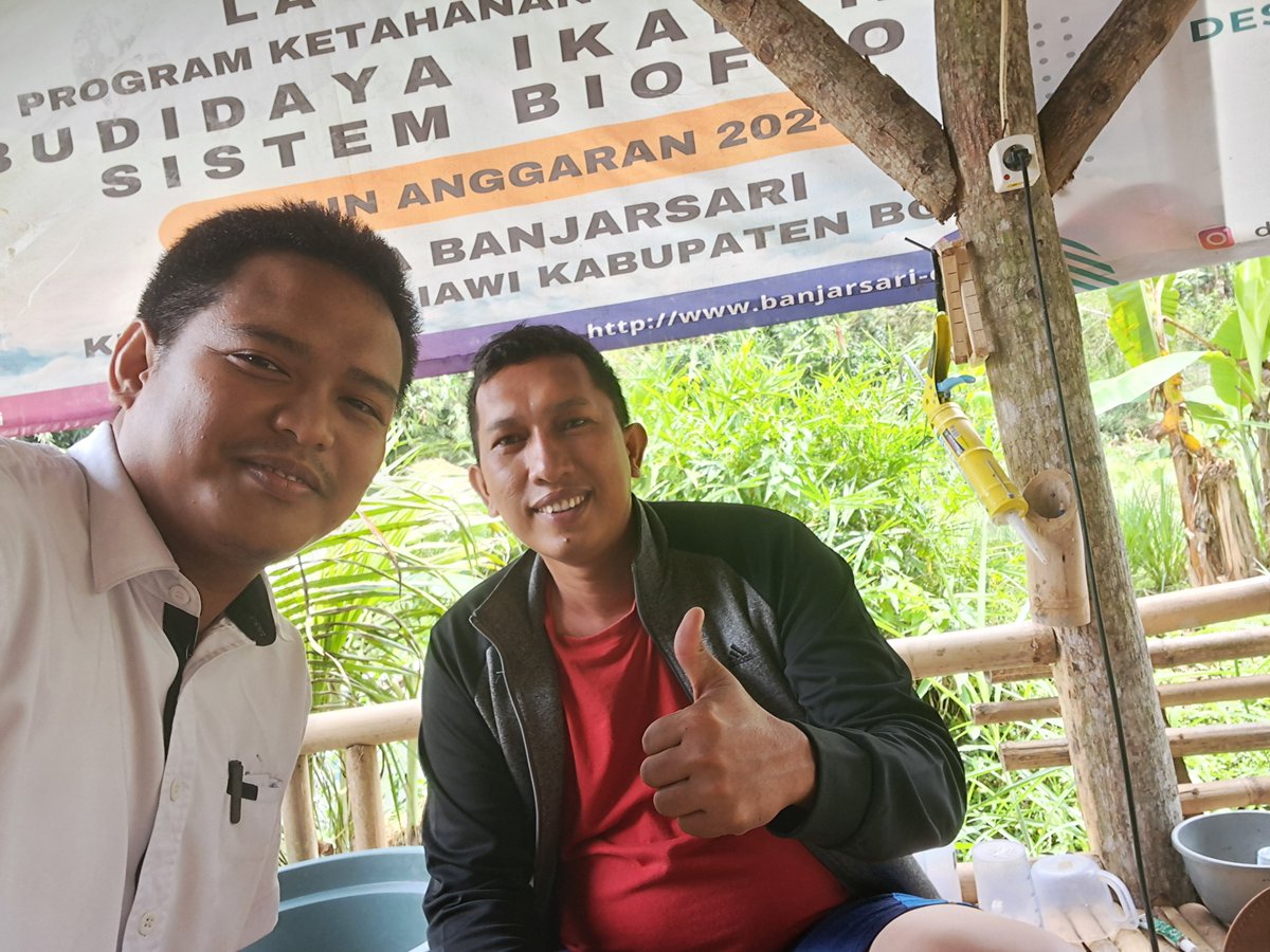 AgungDelly's tweet photo. Rabu ( 06 / 11 ) Delly Agung Rifansyah Luhkan Kabupaten Bogor, di Kelompok Gagah Gumencrang Desa Banjarsari Kecamatan Ciawi , Kegiaan Pelayanan Kesehatan ikan dengan sosialiasasi dan pemberian obat obatan ikan.#giatluhkansatmingkalbogor #Kabbogor #Aktivitas #Budidaya https://t.co/uR19KUOBbX