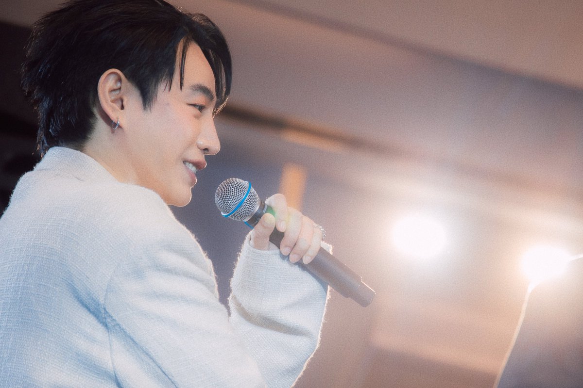 PeckPalitOfficial tweet media