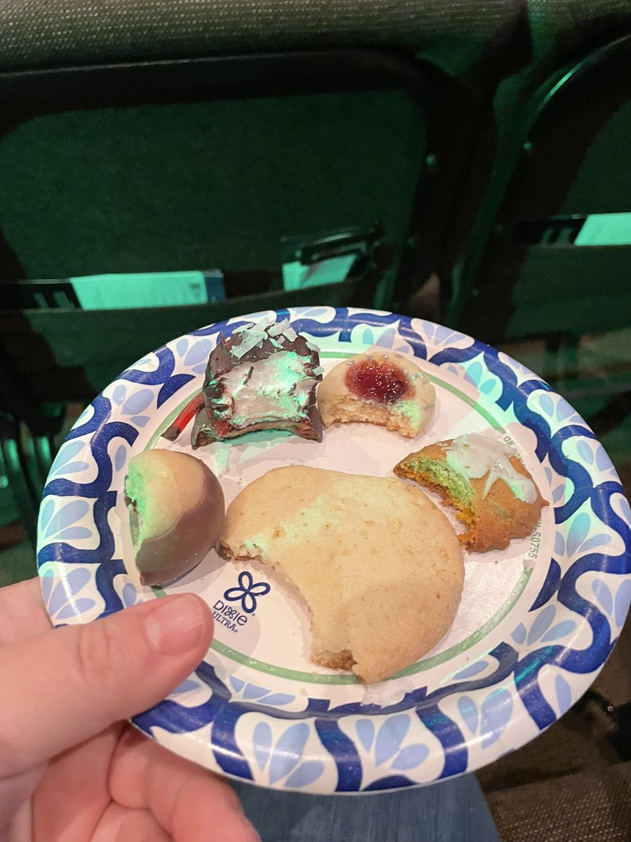 iltis the season: a very long and very busy weekend 🥳🥳🥳🥳🫶🏻