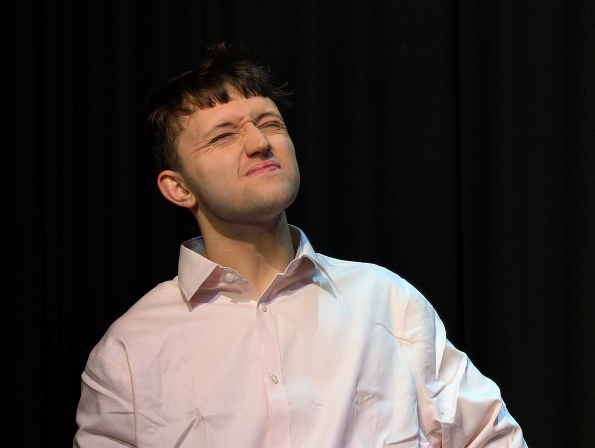 Adam 🏳️‍🌈🏳️‍⚧️ tweet media