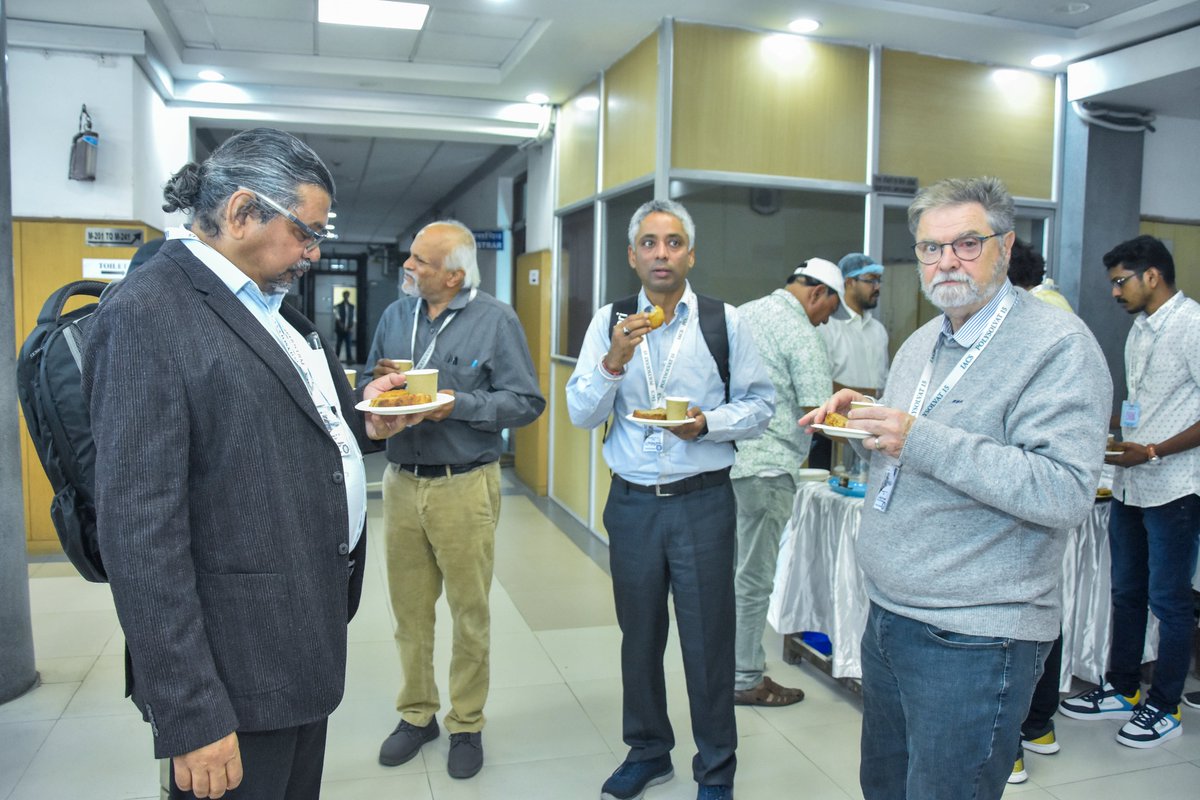 SM Lab tweet media