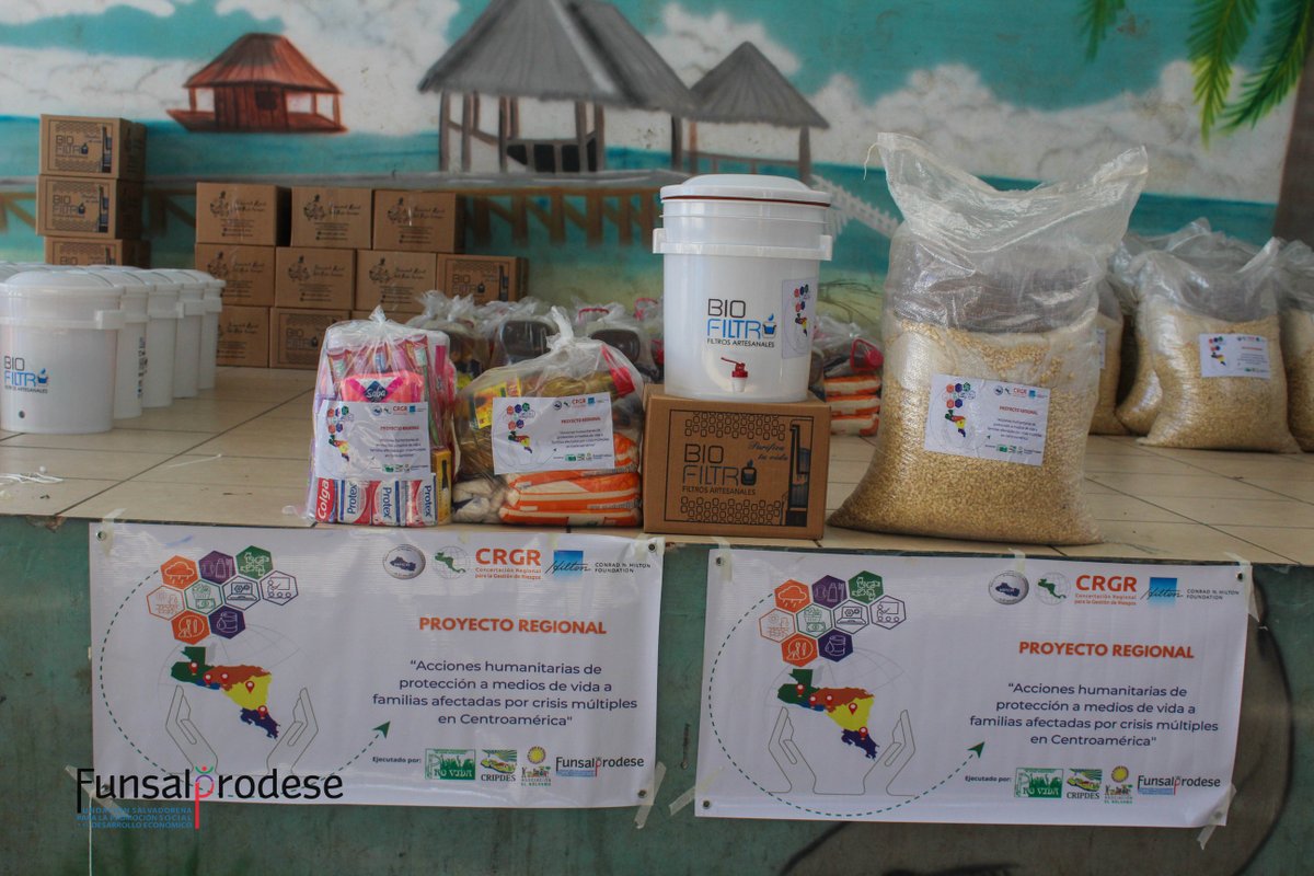 funsalprodese's tweet photo. 📸 Desde Isla Punta Arena, Entrega de alimentos, kits de higiene y biofiltros para 117 familias.
🌿 FUNSALPRODESE destacó en esta jornada como parte del proyecto financiado por Fundación Conrad N. Hilton, coordinado por CRGR, MPGR y con apoyo del Distrito de San Dionisio. https://t.co/4KntvlVu0f