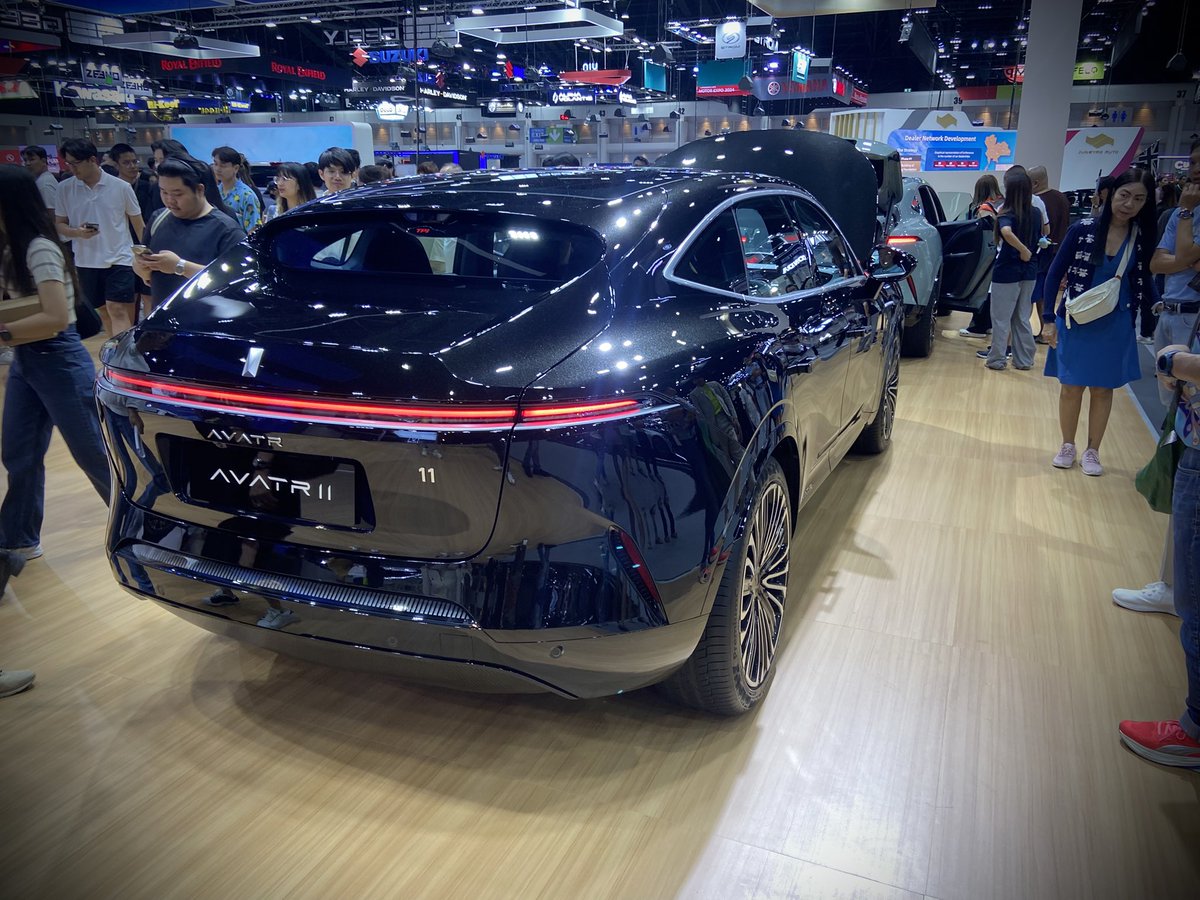 hub02371 tweet media