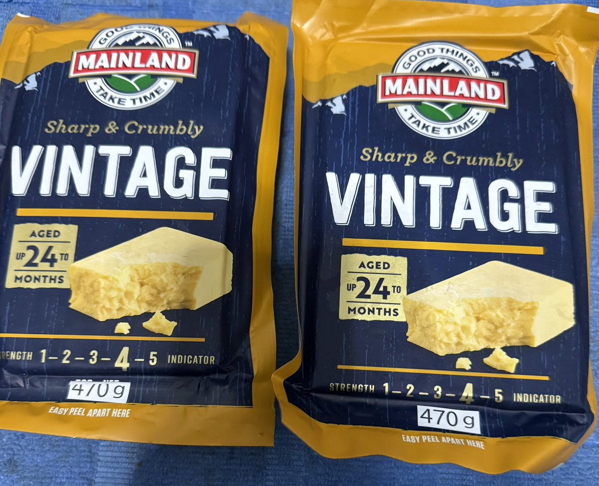 BOGOF on Mainland Cheese 470g blocks at Makro. Almost 1kg of sharp cheddar for 279B. Nice.